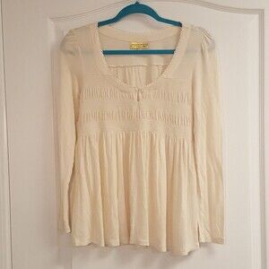 Princess Vera Wang Cream Blouse Peasant Top